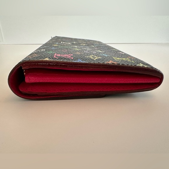 Authentic Louis Vuitton Monogram Multicolor Sarah Wallet 
Pre loved - Picture 4 of 12
